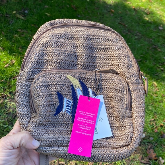 Vera BRADLEY STRAW MINI BACKPACK WITH FISH EMBROIDERED - Picture 10 of 13